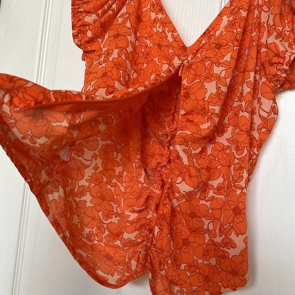 Sienna Sky orange floral top - Picture 4 of 4